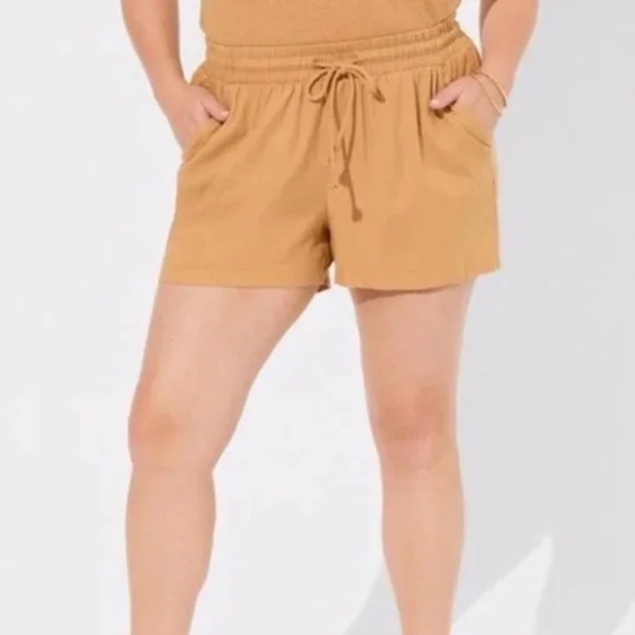 Soft Linen Look Mid Rise Shorts - Picture 6 of 6